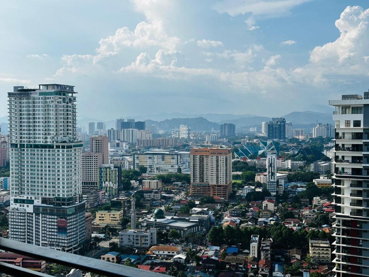 Summer Suites Klcc By Star กัวลาลัมเปอร์ ภายนอก รูปภาพ