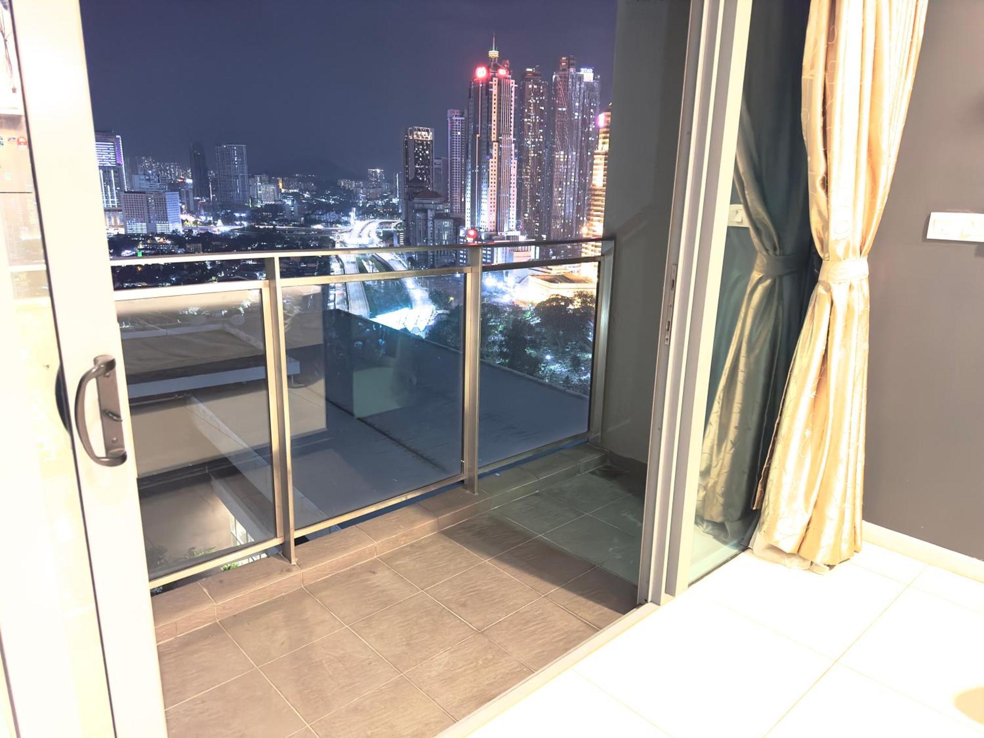 Summer Suites Klcc By Star กัวลาลัมเปอร์ ภายนอก รูปภาพ